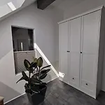 Apartamento Skyline Klimatisierte Dachgeschoss-wohnung In Mit Blick Ins Rheintal