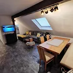 Apartman Skyline Klimatisierte Dachgeschoss-wohnung In Mit Blick Ins Rheintal Dornbirn