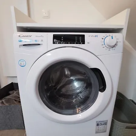 Апартаменты Skyline Klimatisierte Dachgeschoss-wohnung In Mit Blick Ins Rheintal Дорнбирн